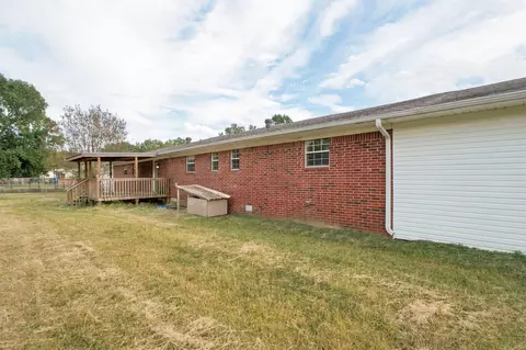 Exterior - 110 W Alabama St, Beebe, AR 72012 photo 8 of 9