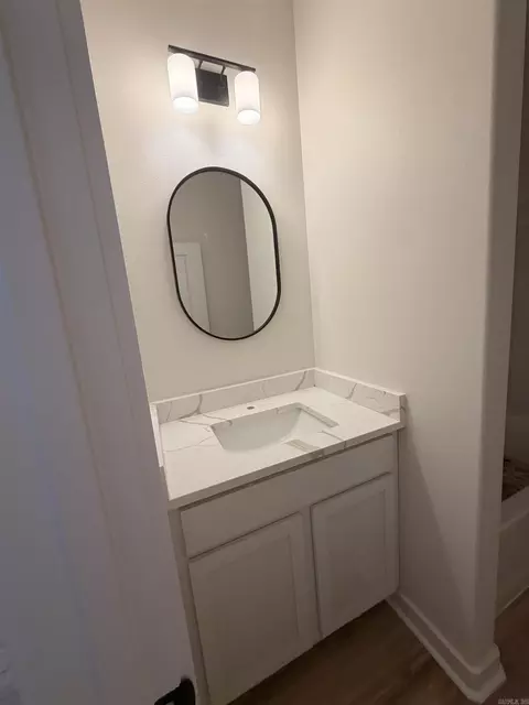 Bath - 342 Everest St, Alexander, AR 72002 photo 1 of 1