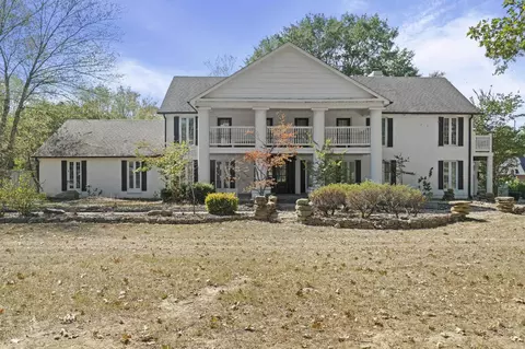 2403 E Country Clb, Searcy, AR 72143