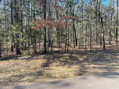 000 Santa Lucia Dr, Fairfield Bay, AR 72088