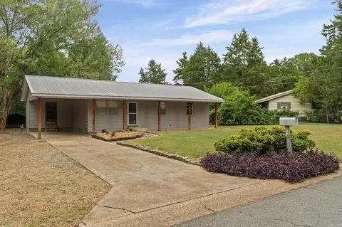 Exterior - 2 Evergreen Dr, Searcy, AR 72143 photo 2 of 8
