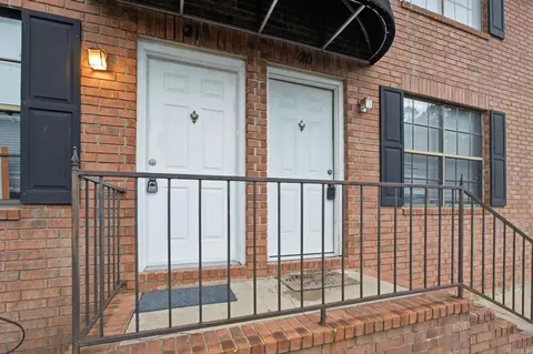 1809 Reservoir Rd, Little Rock, AR 72227