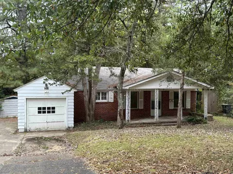 4620 Lakeview Rd, North Little Rock, AR 72116