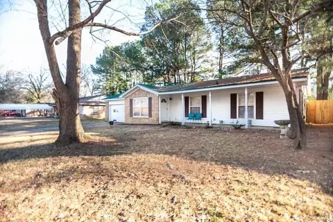 1705 Colonial Rd, Jonesboro, AR 72401