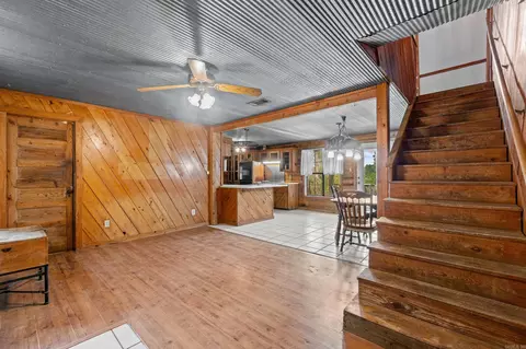 Entry Way - 112 S J Ln, Beebe, AR 72012 photo 2 of 3