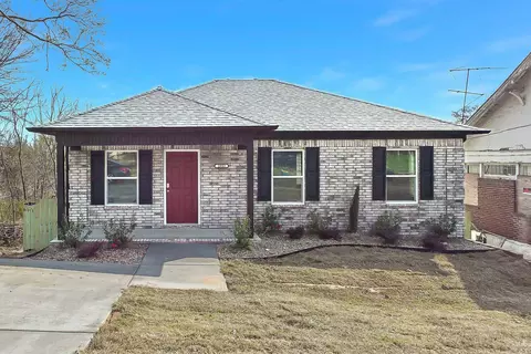 2803 W Daisy L Gatson Bates Dr, Little Rock, AR 72204