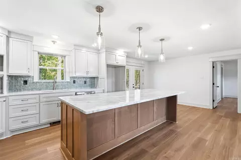 Kitchen - 175 Mitchell Ln, Beebe, AR 72012 photo 4 of 7