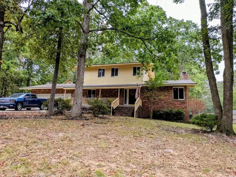 2104 White Ln, Jonesboro, AR 72404