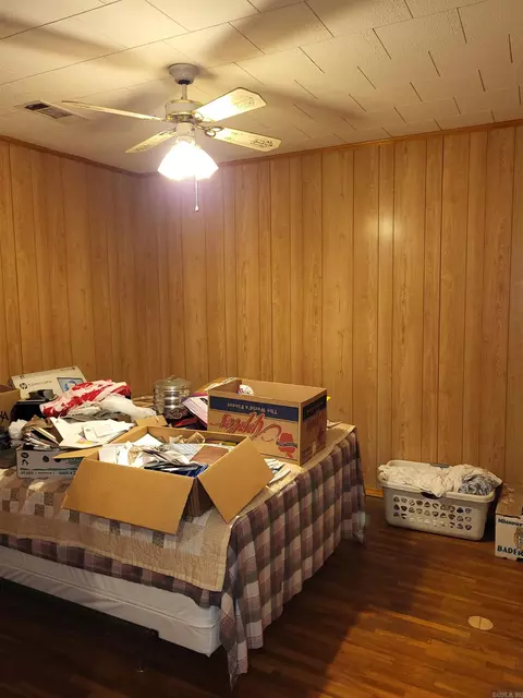 Bedroom - 225 S Cagle St, Rector, AR 72461 photo 2 of 4