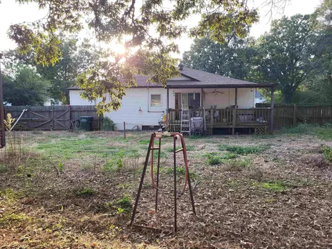 Exterior - 225 S Cagle St, Rector, AR 72461 photo 7 of 12