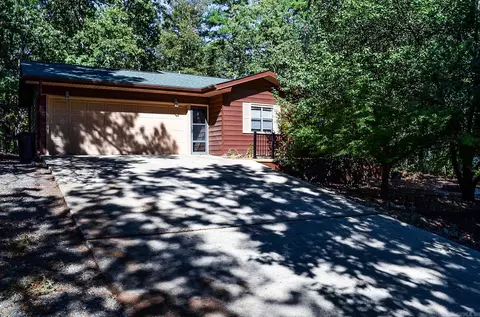 15 Jumilla Ln, Hot Springs Village, AR 71909