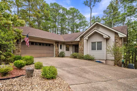 8 Lopez Cir, Hot Springs Village, AR 71909