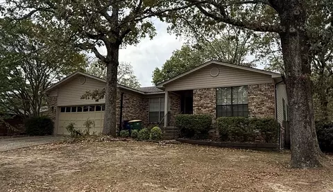 6517 Rolling Hills Dr, North Little Rock, AR 72116