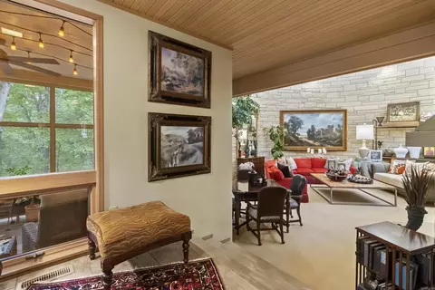 Entry Way - 2702 Stonehedge Dr, Harrison, AR 72601 photo 3 of 4