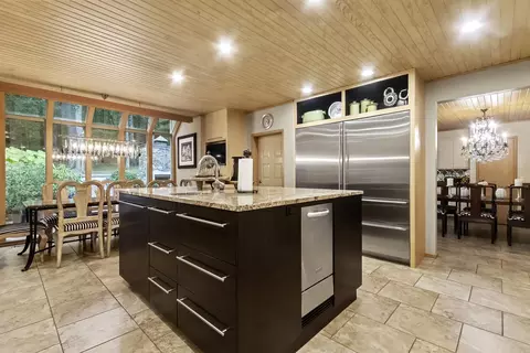 Kitchen - 2702 Stonehedge Dr, Harrison, AR 72601 photo 5 of 5