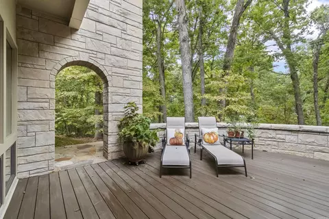 Exterior - 2702 Stonehedge Dr, Harrison, AR 72601 photo 7 of 11
