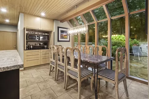 Dining - 2702 Stonehedge Dr, Harrison, AR 72601 photo 5 of 6