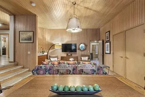 Dining - 2702 Stonehedge Dr, Harrison, AR 72601 photo 3 of 6