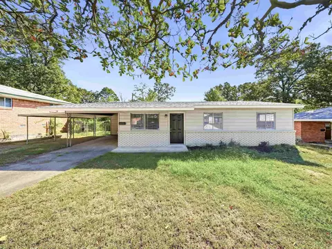 5216 Nelson Dr, North Little Rock, AR 72118