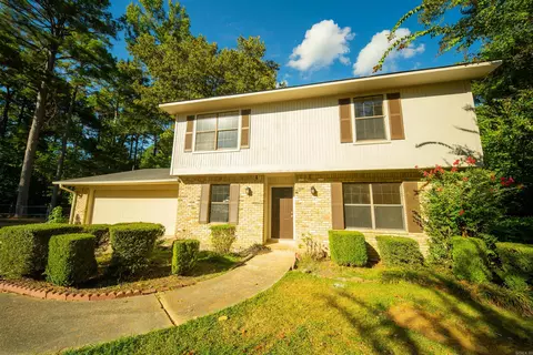 1910 Ridgewood Dr, El Dorado, AR 71730