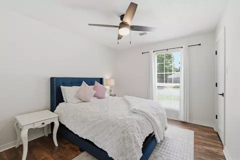 Bedroom - 2235 Rainbow Rd, Conway, AR 72032 photo 3 of 3