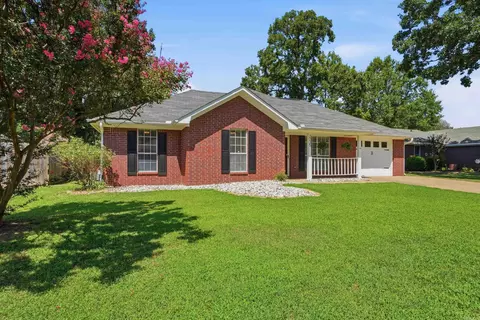 Exterior - 2235 Rainbow Rd, Conway, AR 72032 photo 2 of 9