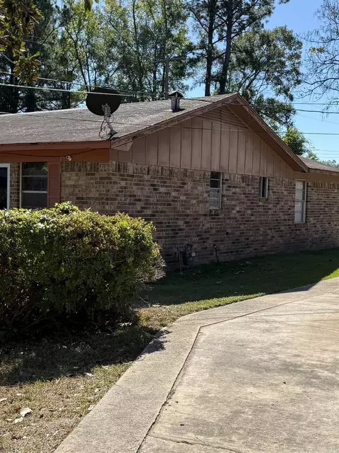 511 W 4th St, Smackover, AR 71762 photo 4