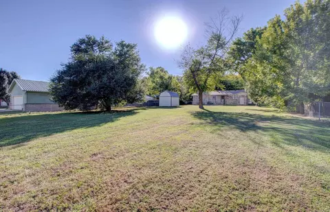 Exterior - 607 Meadow Cir, Beebe, AR 72012 photo 8 of 10