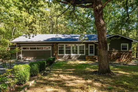 6 La Vega Ln, Hot Springs Village, AR 71909