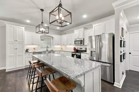 Kitchen - 12 Cimarron Cir, Cabot, AR 72023 photo 1 of 9