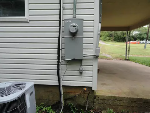 Exterior - 104 Boyd Cir, Marshall, AR 72650 photo 8 of 18