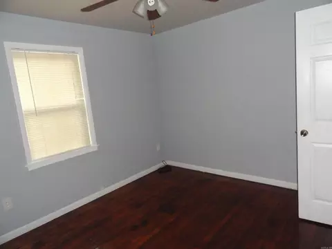 Bedroom - 104 Boyd Cir, Marshall, AR 72650 photo 2 of 4