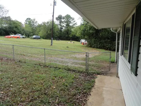 Exterior - 104 Boyd Cir, Marshall, AR 72650 photo 4 of 18