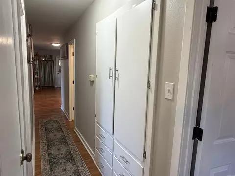 Entry Way - 1612 Pinecroft St, Benton, AR 72019 photo 3 of 4