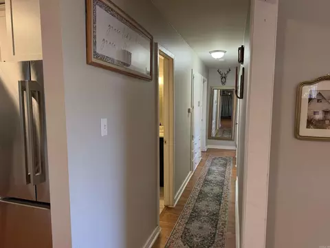 Entry Way - 1612 Pinecroft St, Benton, AR 72019 photo 2 of 4