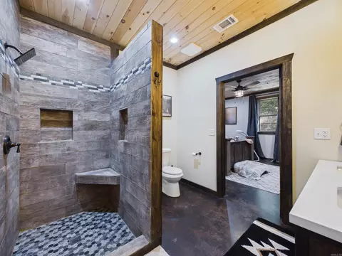 Bath - 106 W Prosperity Rd, Poughkeepsie, AR 72569 photo 1 of 5