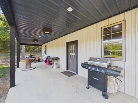 Exterior - 106 W Prosperity Rd, Poughkeepsie, AR 72569 photo 3 of 11