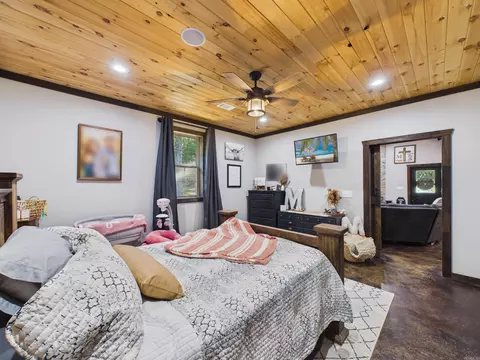 Bedroom - 106 W Prosperity Rd, Poughkeepsie, AR 72569 photo 3 of 6