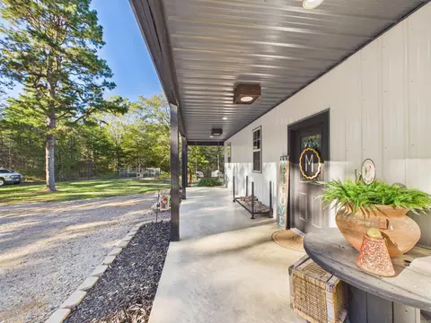 Exterior - 106 W Prosperity Rd, Poughkeepsie, AR 72569 photo 2 of 11