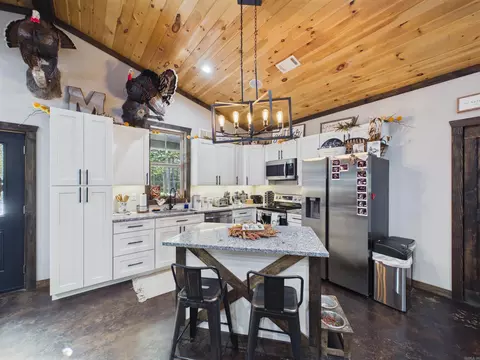 Kitchen - 106 W Prosperity Rd, Poughkeepsie, AR 72569 photo 2 of 4