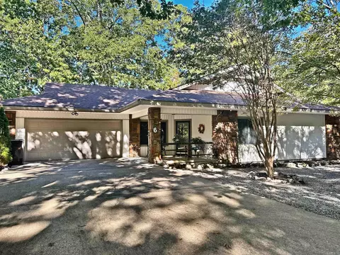 6 Nevada Ln, Hot Springs Village, AR 71909