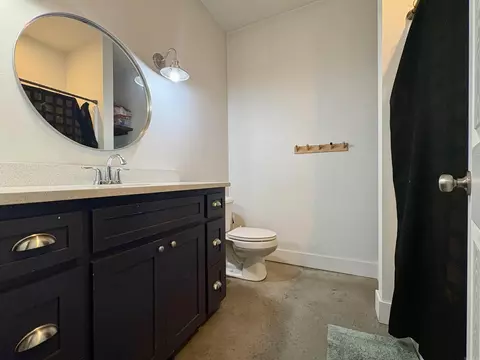 Bath - 1705 Potter St, Conway, AR 72032 photo 2 of 2