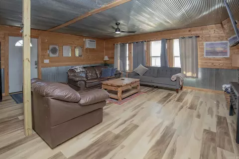 Living - 12614 Jacob Rd, Reydell, AR 72133 photo 2 of 3