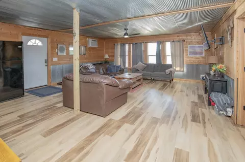 Living - 12614 Jacob Rd, Reydell, AR 72133 photo 3 of 3