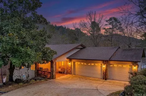 47 Coronado Ln, Hot Springs Village, AR 71909
