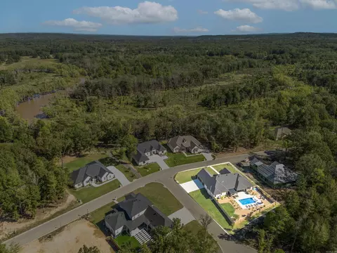 View/Area - 312 Devoe Bend Dr, Maumelle, AR 72113 photo 2 of 4