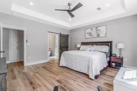 Bedroom - 312 Devoe Bend Dr, Maumelle, AR 72113 photo 4 of 9