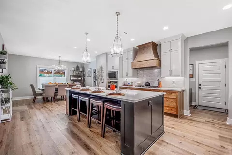 Kitchen - 312 Devoe Bend Dr, Maumelle, AR 72113 photo 2 of 5