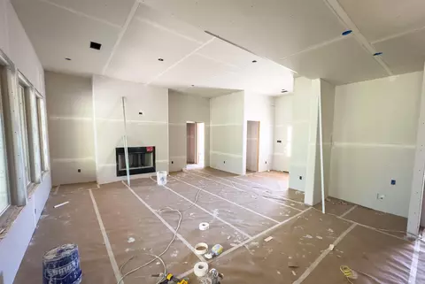 Living - 4090 Marshall Way, Alexander, AR 72002 photo 3 of 4