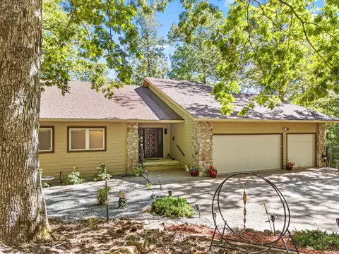 17 Sabiote Way, Hot Springs Village, AR 71909